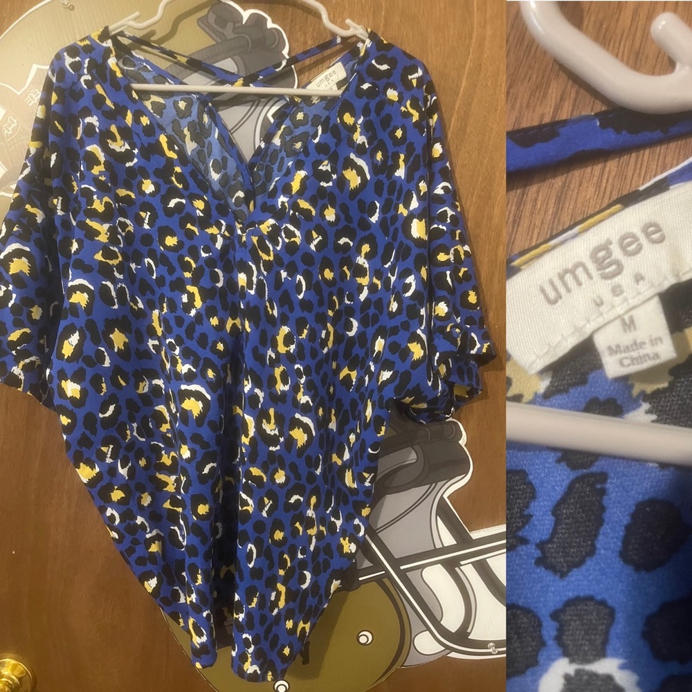 *UMGEE Blue and Yellow Animal Print Top (M)